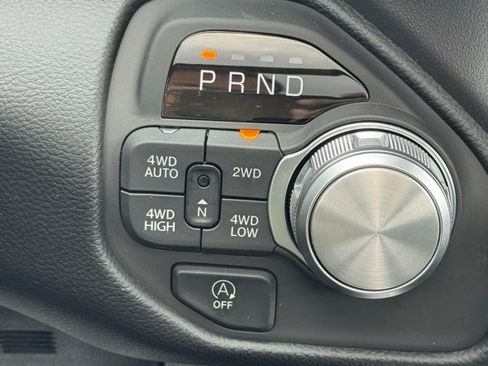 New 2026 RAM 1500 Laramie AWD/4WD image 22