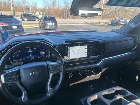 Used 2022 Chevrolet Silverado 1500 RST image 16