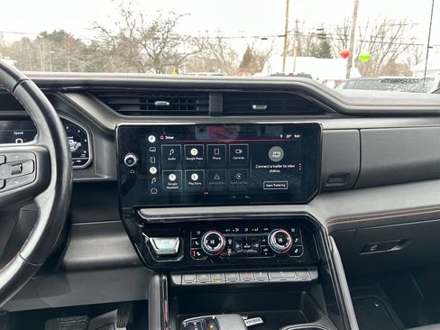 Used 2022 GMC Sierra 1500 AT4 w/ AT4 Preferred Package image 14