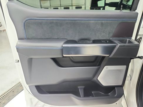 New 2026 Ford F250 Platinum image 43