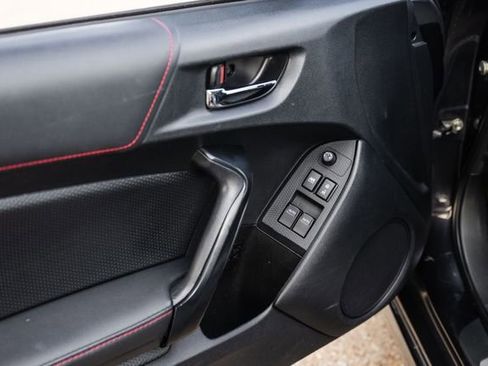 Used 2017 Subaru BRZ Premium image 58