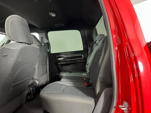 Used 2024 RAM 2500 Big Horn w/ Sport Appearance Package image 30