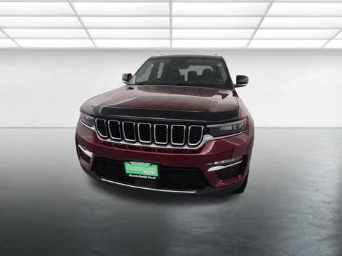 Used 2023 Jeep Grand Cherokee Limited AWD/4WD image 2