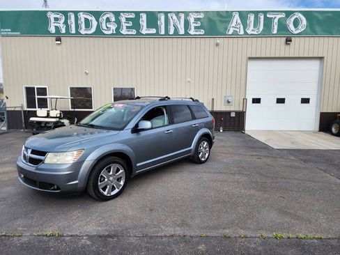 Used 2009 Dodge Journey R/T w/ Flexible Seating Group image 1