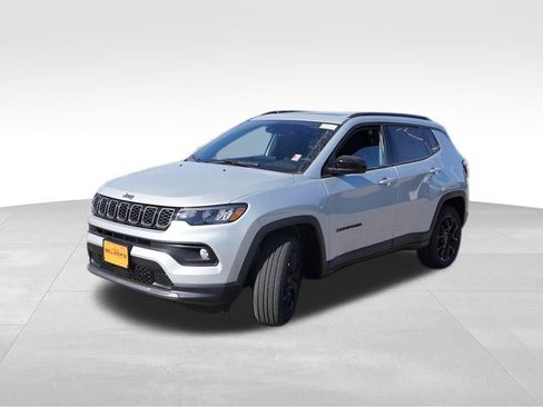 New 2025 Jeep Compass Latitude w/ Sun & Sound Group image 7