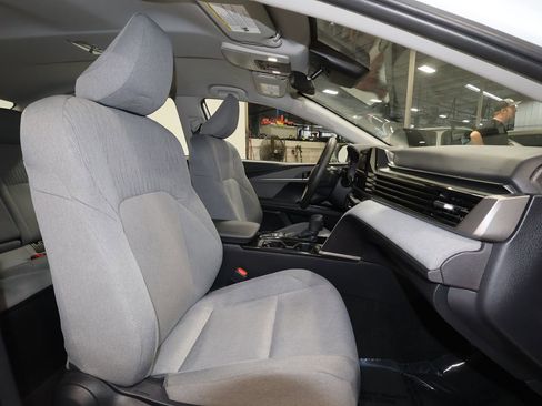 Used 2025 Toyota Camry LE image 26