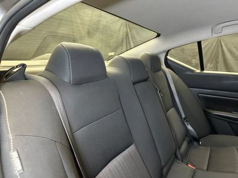 Used 2024 Nissan Altima 2.5 SV AWD/4WD image 19