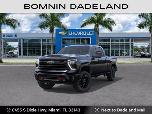 New 2026 Chevrolet Silverado 2500 LT w/ Trail Boss Package AWD/4WD image 1