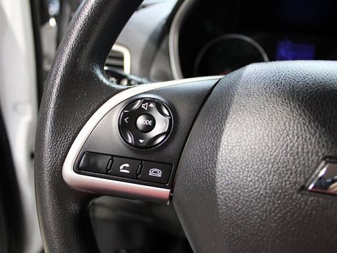 Used 2020 Mitsubishi Eclipse Cross ES image 22