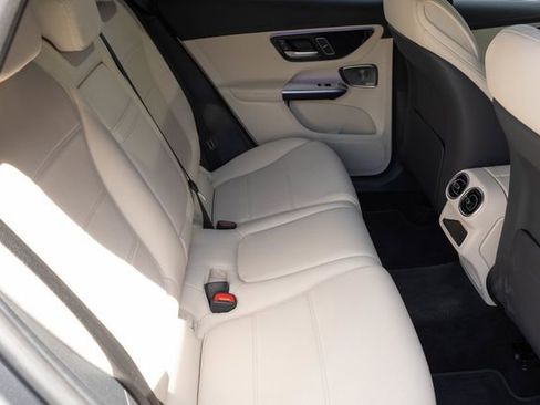 Used 2023 Mercedes-Benz GLC 300 4MATIC w/ Pinnacle Trim Package image 19