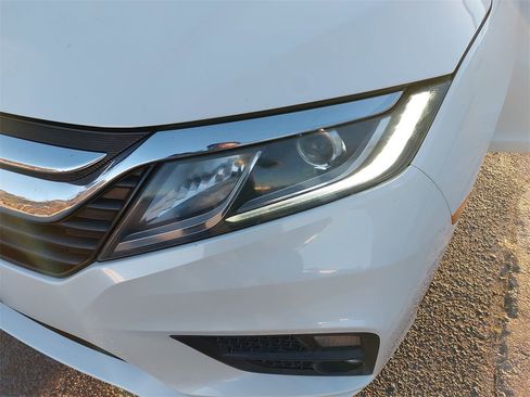 Used 2018 Honda Odyssey EX-L image 27