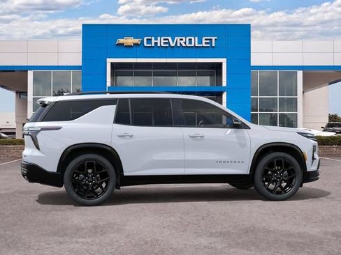 New 2026 Chevrolet Traverse RS w/ LPO, Floor Liner Package AWD/4WD image 5