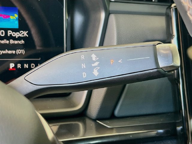 New 2027 GMC Terrain AT4 w/ Convenience Package III AWD/4WD image 12