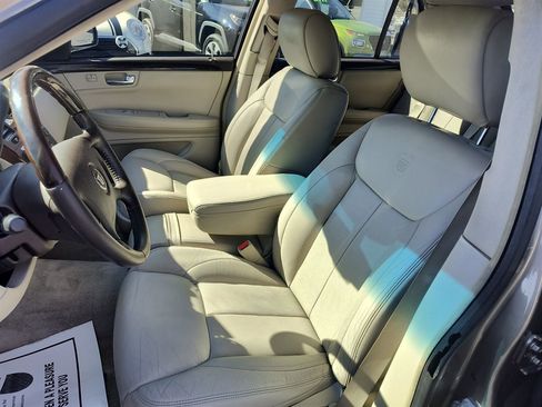 Used 2010 Cadillac DTS Luxury image 15