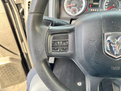 Used 2014 RAM 1500 Express image 21