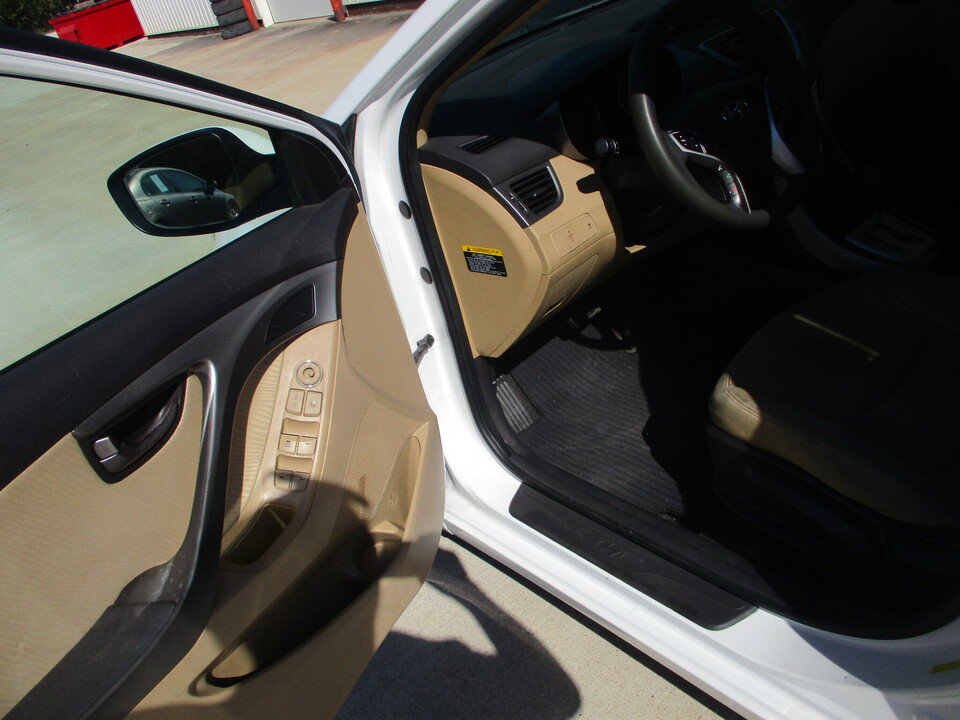 Used 2011 Hyundai Elantra GLS w/ Preferred Equipment Pkg 3 FWD image 22
