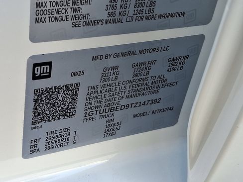 New 2026 GMC Sierra 1500 SLE w/ Preferred Package image 22