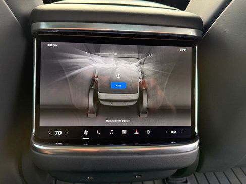 Used 2023 Tesla Model S Plaid image 31