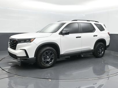 Certified 2025 Honda Pilot TrailSport