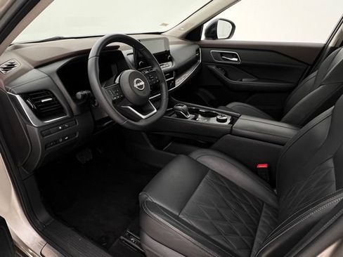 Used 2023 Nissan Rogue Platinum w/ Platinum Premium Package AWD/4WD image 11