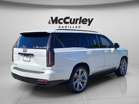 Used 2025 Cadillac Escalade Sport Platinum AWD/4WD image 7