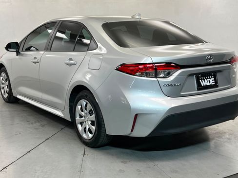 Used 2026 Toyota Corolla LE FWD image 3