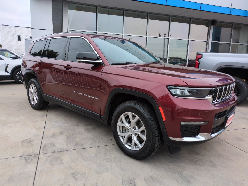 Used 2022 Jeep Grand Cherokee L Limited w/ Trailer Tow Group (B) AWD/4WD image 7