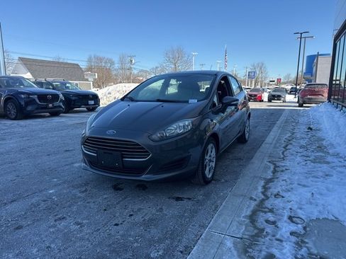 Used 2016 Ford Fiesta SE image 6