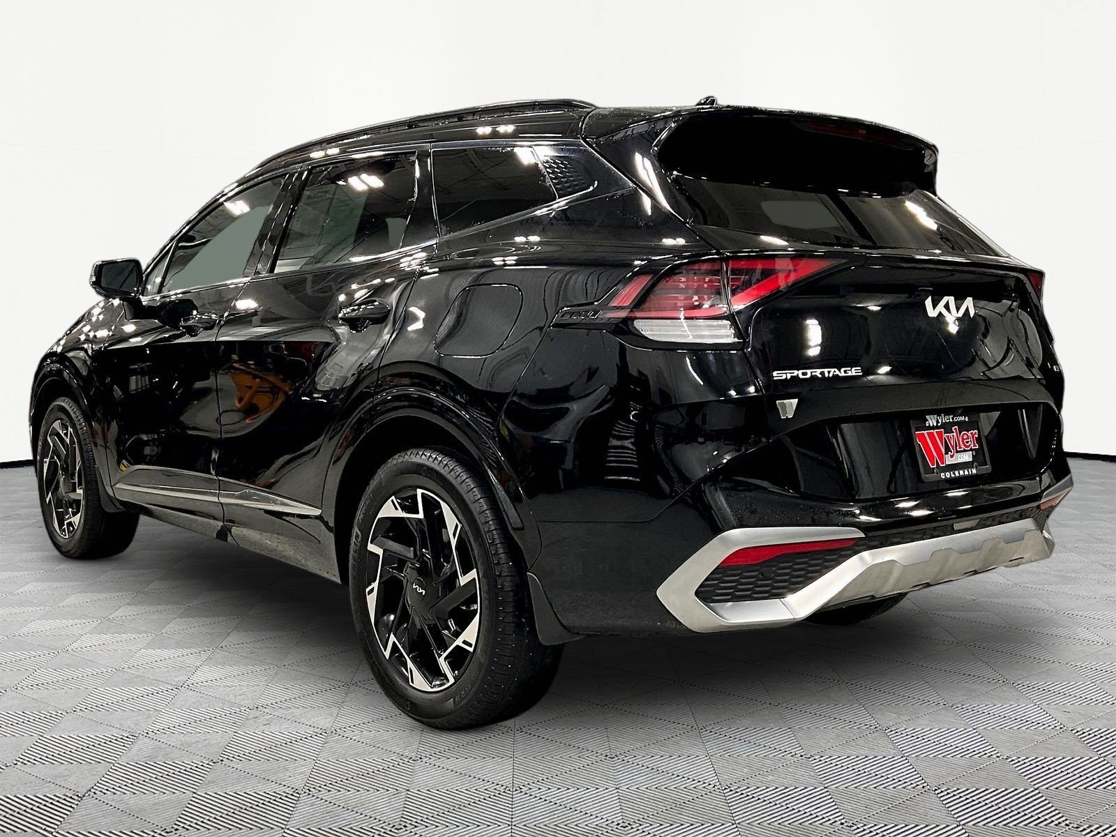 Used 2024 Kia Sportage SX AWD/4WD image 4