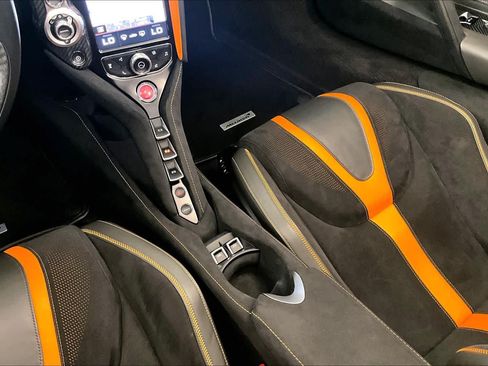 Used 2021 McLaren 720S Performance RWD image 14