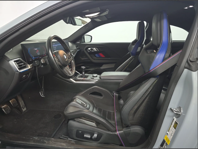 Used 2023 BMW M2 w/ Carbon Package RWD image 8