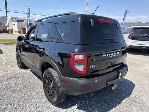 Used 2025 Ford Bronco Sport Badlands AWD/4WD image 8
