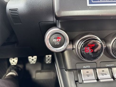 Used 2026 Toyota GR86 Premium w/ Performance Package image 22