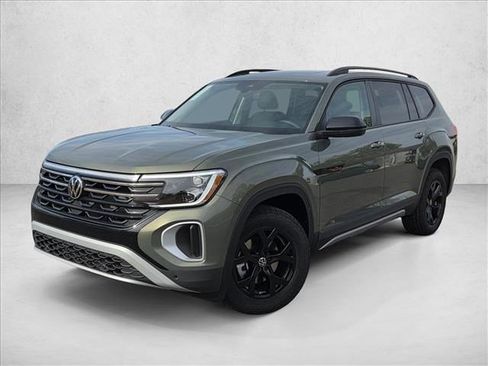 New 2026 Volkswagen Atlas Peak Edition AWD/4WD image 1