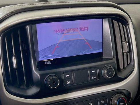 Used 2019 GMC Canyon SLE RWD image 17