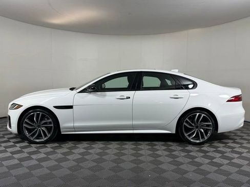 Used 2024 Jaguar XF R-Dynamic SE image 4