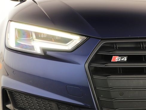 Used 2018 Audi S4 Premium Plus w/ Black Optic Package image 34