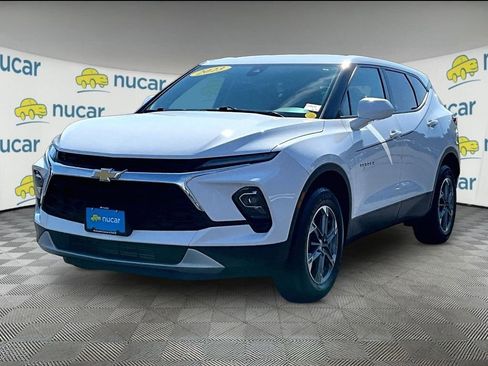 Used 2023 Chevrolet Blazer LT AWD/4WD image 3