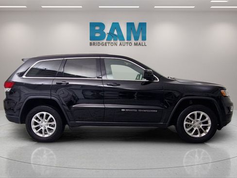 Used 2022 Jeep Grand Cherokee Laredo X image 8