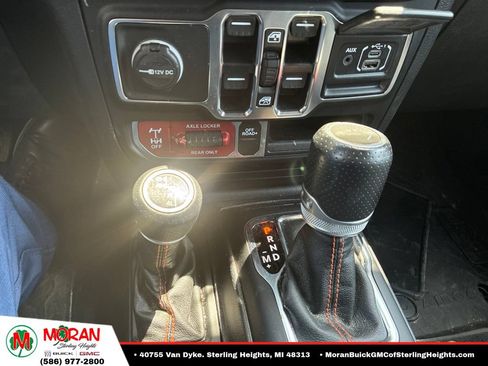 Used 2021 Jeep Gladiator Mojave AWD/4WD image 16