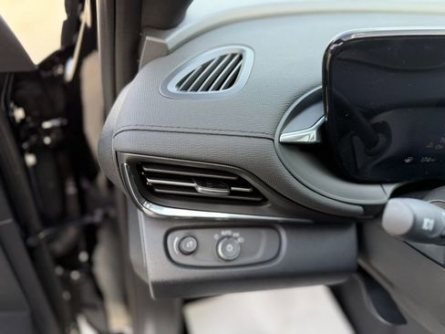 New 2026 Buick Envista Preferred w/ Convenience I Package image 14