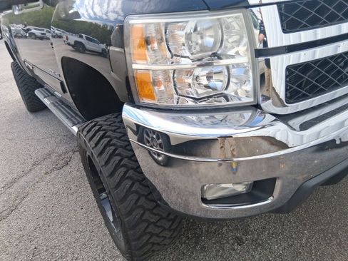 Used 2013 Chevrolet Silverado 2500 LTZ w/ LTZ Plus Package AWD/4WD image 19