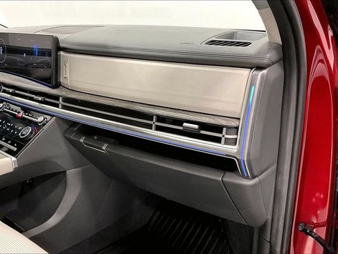 Used 2025 Hyundai Santa Fe Calligraphy FWD image 19