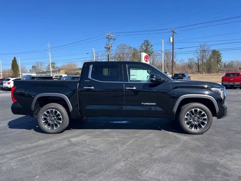 New 2025 Toyota Tundra Limited image 2