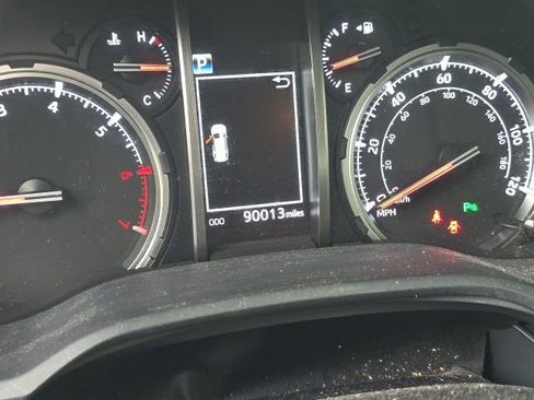 Used 2022 Toyota 4Runner Limited AWD/4WD image 15
