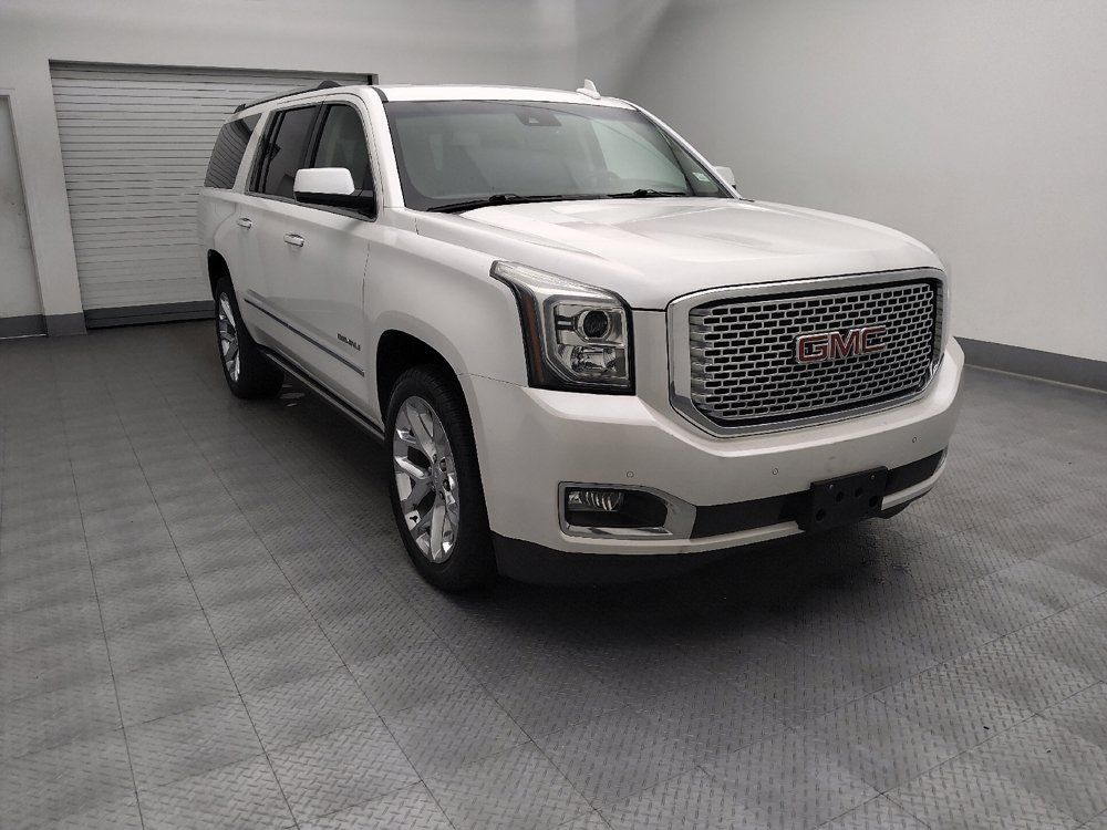 Used 2017 GMC Yukon XL Denali w/ Open Road Package AWD/4WD image 13