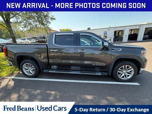 Used 2019 GMC Sierra 1500 SLT w/ SLT Premium Plus Package AWD/4WD image 13