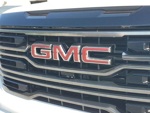 Used 2026 GMC Sierra 1500 AT4 w/ AT4 Premium Package AWD/4WD image 5
