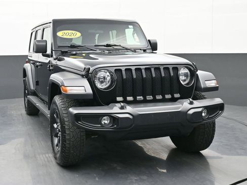 Used 2020 Jeep Wrangler Unlimited Willys image 8