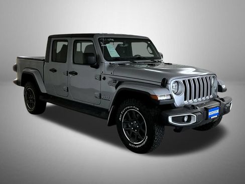 Used 2021 Jeep Gladiator Overland AWD/4WD image 4